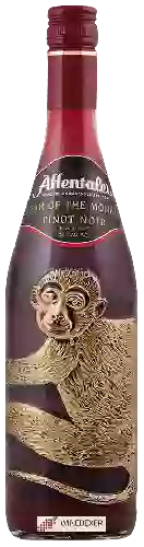Wijnmakerij Affentaler - Spätburgunder / Pinot Noir (Affenflaschen / Monkey Bottle)