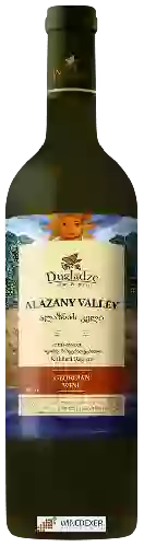Wijnmakerij Dugladze - Alazani Valley Semi Sweet White Wijnmakerij Dugladze - Alazani Valley Semi Sweet White