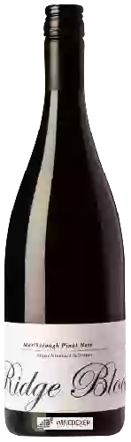 Wijnmakerij Giesen - Single Vineyard Fuder Ridge Block Pinot Noir