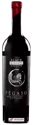 Wijnmakerij Herdade do Menir - Black & White Edition Pégaso Grande Reserva Tinto