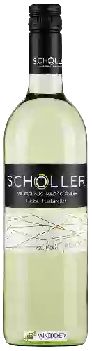 Wijnmakerij Schöller - Auf der Terrasse Gelber Muskateller