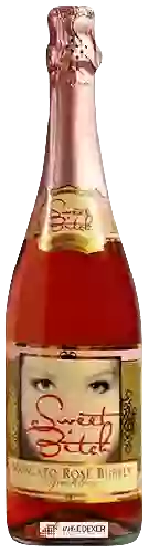 Wijnmakerij Sweet Bitch - Moscato Rosé Bubbly