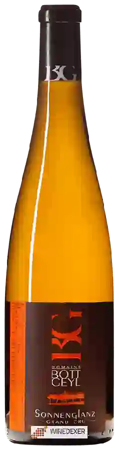 Domaine Bott-Geyl - Gewürztraminer Alsace Grand Cru 'Sonnenglanz' Domaine Bott-Geyl - Gewürztraminer Alsace Grand Cru 'Sonnenglanz'