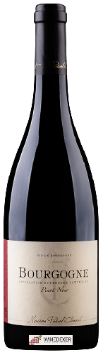Winery Pascal Clément - Bourgogne Pinot Noir Winery Pascal Clément - Bourgogne Pinot Noir