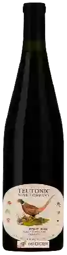 Bodega Teutonic - Alsea Vineyard Pinot Noir
