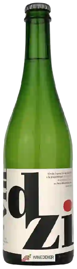 Weingut Amélie Vuillet et Sébastien Jacques - Vin Dzi Weingut Amélie Vuillet et Sébastien Jacques - Vin Dzi