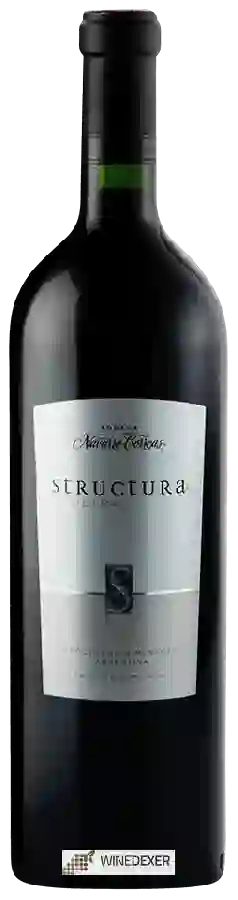 Weingut Navarro Correas - Structura Ultra Grand Blend Weingut Navarro Correas - Structura Ultra Grand Blend