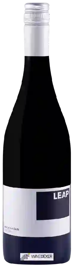 Weingut Berry Bros & Rudd - Leap In The Dark Pinot Noir Weingut Berry Bros & Rudd - Leap In The Dark Pinot Noir