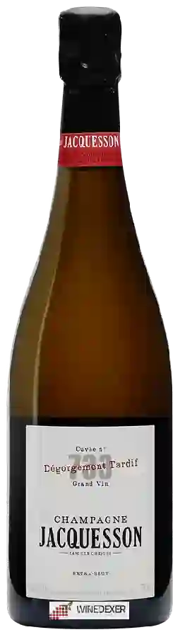 Weingut Jacquesson - Cuvee No. 733 Dégorgement Tardif Extra Brut Champagne Weingut Jacquesson - Cuvee No. 733 Dégorgement Tardif Extra Brut Champagne