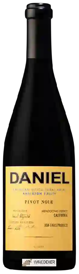 Weingut Daniel - Pinot Noir Weingut Daniel - Pinot Noir