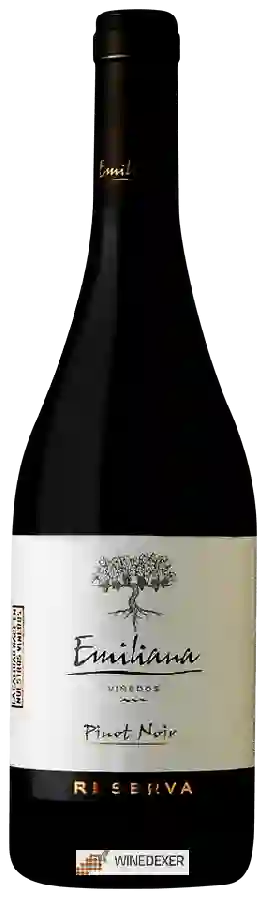Weingut Emiliana - Reserva Pinot Noir Weingut Emiliana - Reserva Pinot Noir