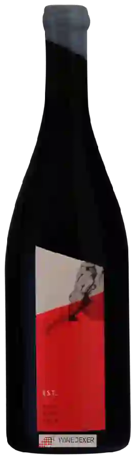 Weingut EST. - Pinot Noir Weingut EST. - Pinot Noir