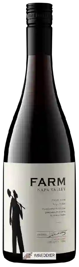 Weingut Farm Napa Valley - Pinot Noir Weingut Farm Napa Valley - Pinot Noir