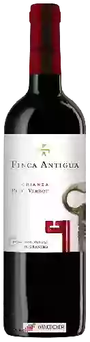 Weingut Finca Antigua - Petit Verdot