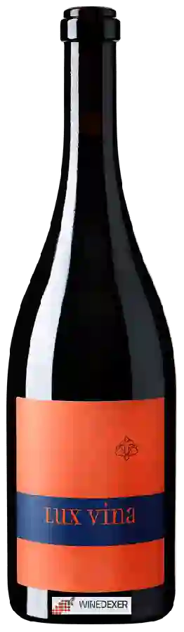 Weingut Lux Vina - Pinot Noir Clos de Pachje Weingut Lux Vina - Pinot Noir Clos de Pachje