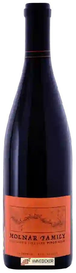 Weingut Poseidon Vineyard - Molnar Family Pinot Noir Weingut Poseidon Vineyard - Molnar Family Pinot Noir