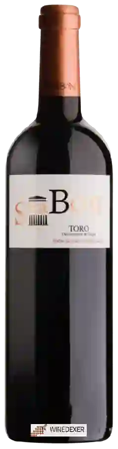 Weingut Strabon - Toro Bronce Weingut Strabon - Toro Bronce
