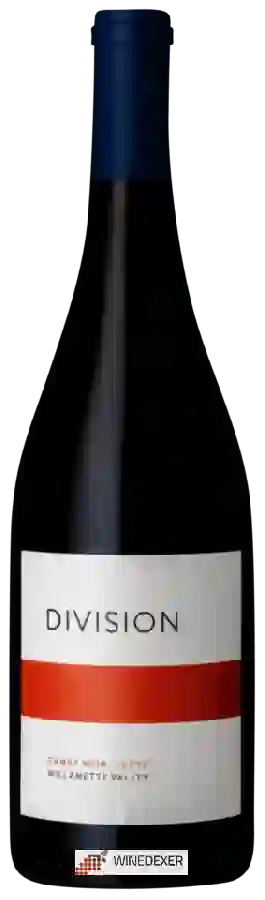 Weingut Division - Gamay Noir 'Lutte' Weingut Division - Gamay Noir 'Lutte'