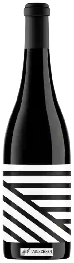 Venta La Vega - Bodegas Almanseñas - Adaras Calizo Garnacha Tintorera Venta La Vega - Bodegas Almanseñas - Adaras Calizo Garnacha Tintorera
