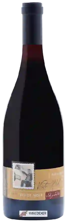 Weingut Vista Hills - Skyraider Reserve Pinot Noir Weingut Vista Hills - Skyraider Reserve Pinot Noir