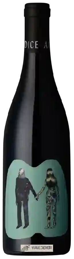 Winery Alpha Box & Dice - Mistress Winery Alpha Box & Dice - Mistress