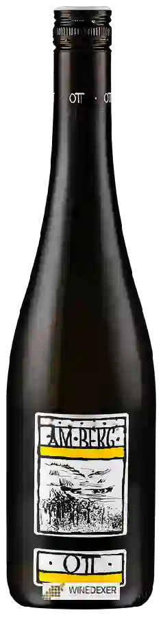 Winery Bernhard Ott - Am Berg Winery Bernhard Ott - Am Berg