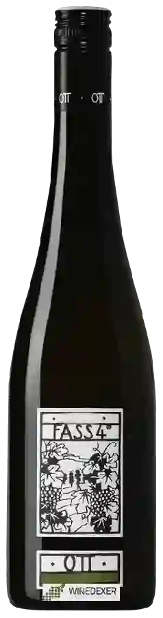 Winery Bernhard Ott - Fass 4