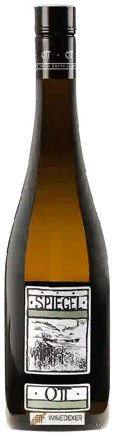 Winery Bernhard Ott - Spiegel