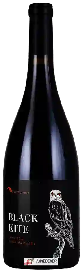 Winery Black Kite - Kite's Rest Pinot Noir Winery Black Kite - Kite's Rest Pinot Noir