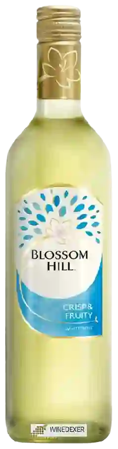 Winery Blossom Hill - Crisp & Fruity White Winery Blossom Hill - Crisp & Fruity White