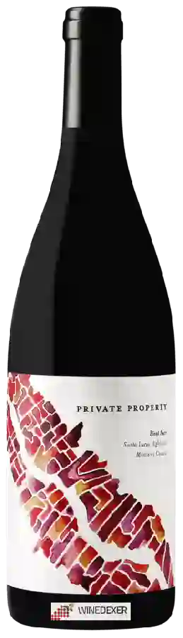 Winery Caraccioli Cellars - Private Property Pinot Noir