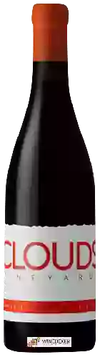 Winery Clouds Vineyards - Pinot Noir