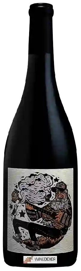 Winery Eric Kent - Small Town Pinot Noir Winery Eric Kent - Small Town Pinot Noir