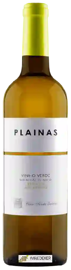 Winery Casa Santa Eulalia - Plainas Branco Winery Casa Santa Eulalia - Plainas Branco