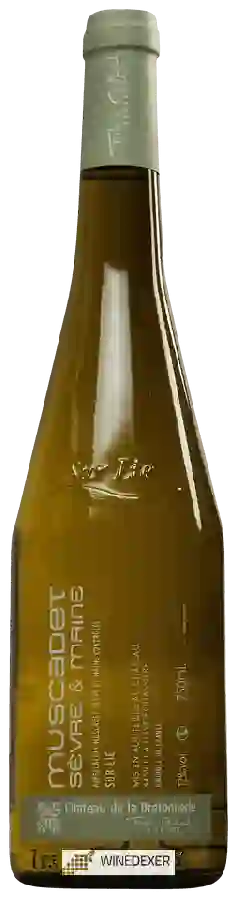 Winery Frederic Guilbaud - Chateau de la Bretonnerie Muscadet