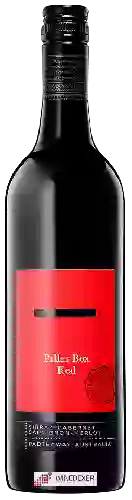 Winery Henry's Drive - Pillar Box Red