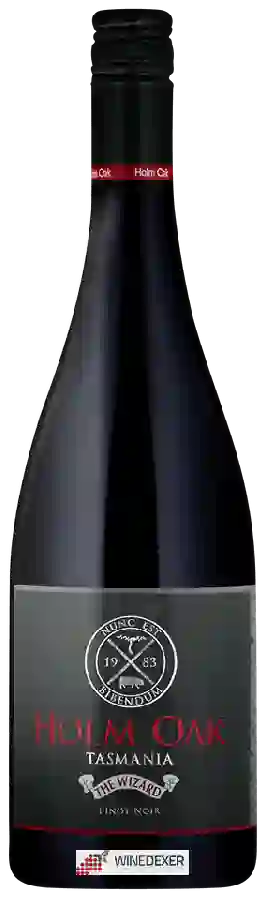 Winery Holm Oak - The Wizard Pinot Noir Winery Holm Oak - The Wizard Pinot Noir