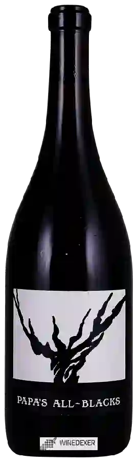 Winery Kismet - Papa's All Blacks Winery Kismet - Papa's All Blacks