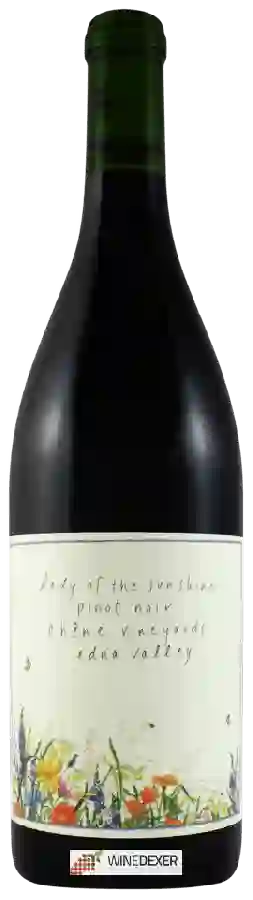 Winery Lady of the Sunshine - Chêne Vineyards Pinot Noir