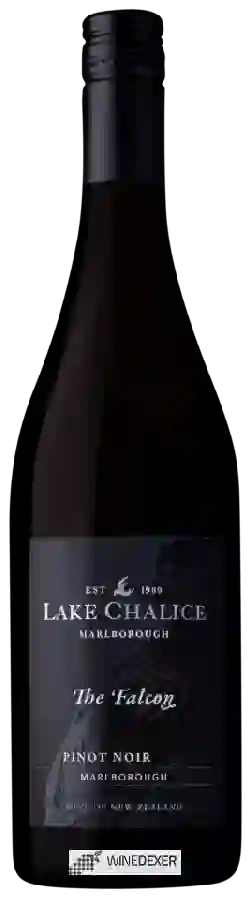 Winery Lake Chalice - The Falcon Pinot Noir Winery Lake Chalice - The Falcon Pinot Noir