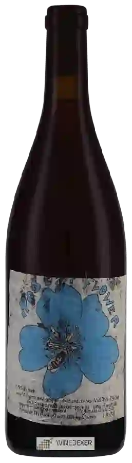 Lucy Margaux Vineyards - Domaine Lucci - Rose of Flower