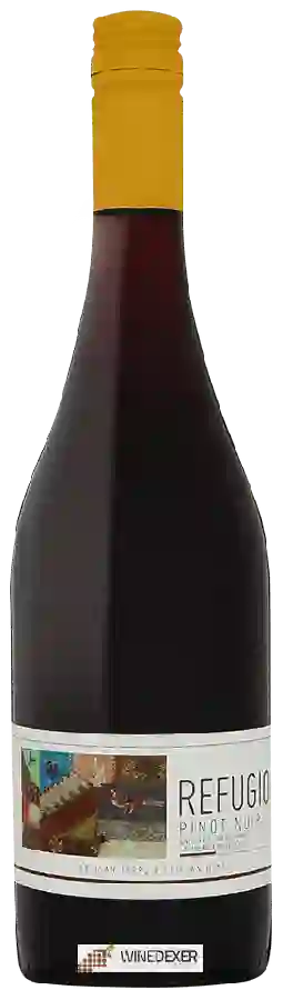 Winery Montsecano - Refugio Pinot Noir Winery Montsecano - Refugio Pinot Noir