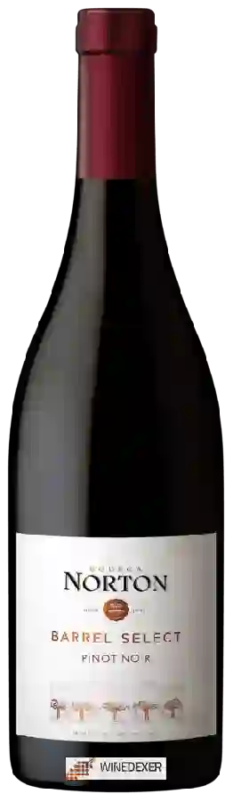 Winery Norton - Barrel Select Pinot Noir Winery Norton - Barrel Select Pinot Noir