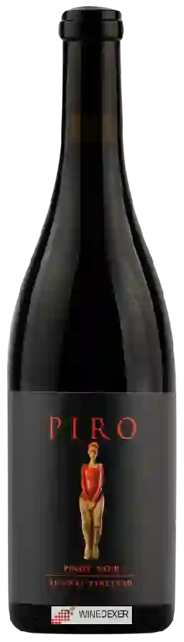 Winery Piro - Runway Vineyard Pinot Noir
