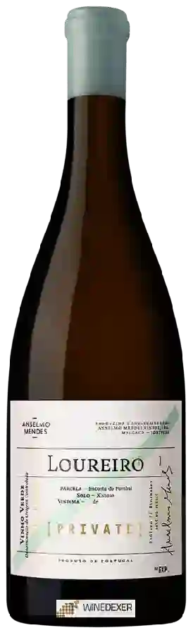 Winery Anselmo Mendes - Private Loureiro Winery Anselmo Mendes - Private Loureiro