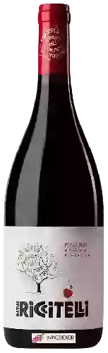 Winery Matías Riccitelli - The Apple Doesn't Fall Far From The Tree Pinot Noir