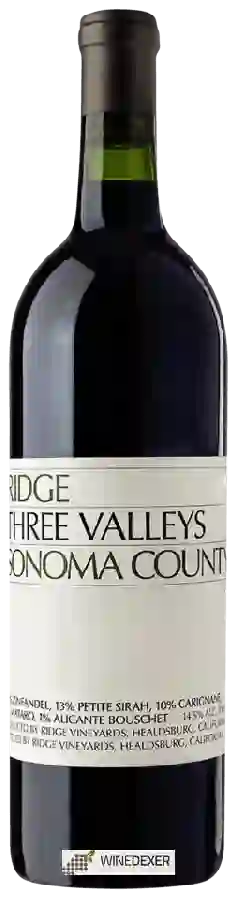 Winery Ridge Vineyards - Three Valleys Winery Ridge Vineyards - Three Valleys