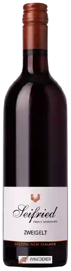 Winery Seifried Estate - Zweigelt Winery Seifried Estate - Zweigelt