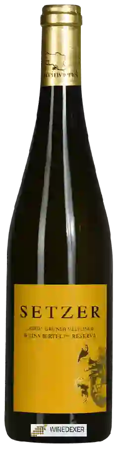 Winery Setzer - 8000 Grüner Veltliner Reserve Winery Setzer - 8000 Grüner Veltliner Reserve