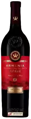 Winery Tariri - Areni Semi Sweet Red